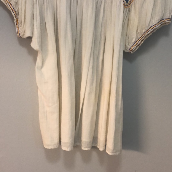 Vintage Mexican Embroidered Blouse🌸 - Picture 5 of 7